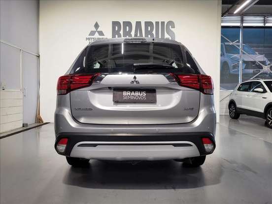 MITSUBISHI-OUTLANDER-2.0 MIVEC GASOLINA HPE AUTOMÁTICO MITSUBISHI-OUTLANDER-2018