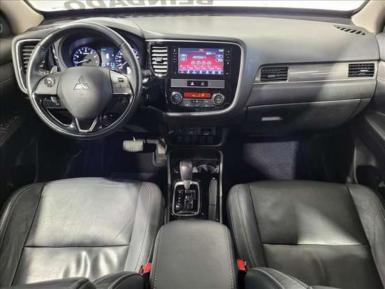 MITSUBISHI-OUTLANDER-2.0 MIVEC GASOLINA HPE AUTOMÁTICO MITSUBISHI-OUTLANDER-2018