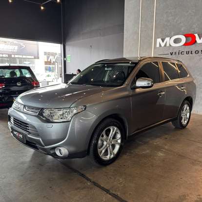 MITSUBISHI-OUTLANDER-2013