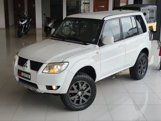 MITSUBISHI-PAJERO-2.5 HD 4X4 8V TURBO INTERCOOLER DIESEL 4P MANUAL MITSUBISHI-PAJERO-2011