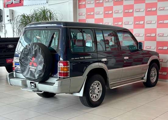 MITSUBISHI-PAJERO-1995