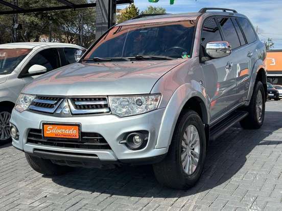 MITSUBISHI-PAJERO-3.2 4X4 16V TURBO INTERCOOLER DIESEL 4P AUTOMÁTICO MITSUBISHI-PAJERO-2015