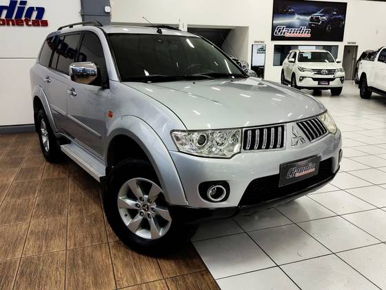 MITSUBISHI PAJERO DAKAR 3.2 HPE 4X4 7 LUGARES 16V TURBO INTERCOOLER DIESEL 4P AUTOMÁTICO