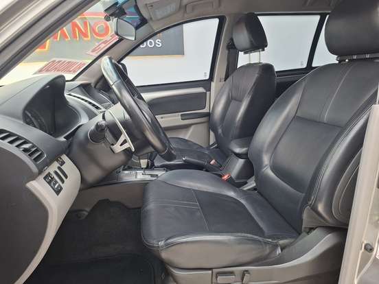 MITSUBISHI-PAJERO DAKAR-2014