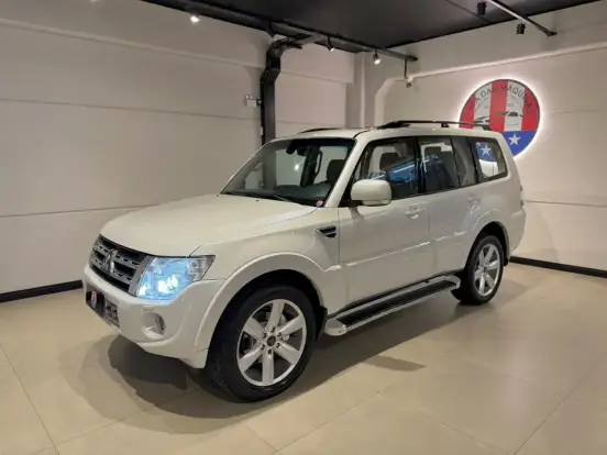 MITSUBISHI-PAJERO FULL-3.2 HPE 4X4 16V TURBO INTERCOOLER DIESEL 4P AUTOMÁTICO MITSUBISHI-PAJERO FULL-2013