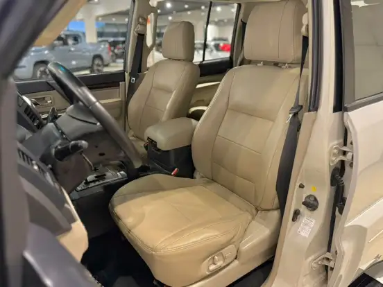 MITSUBISHI-PAJERO FULL-2013