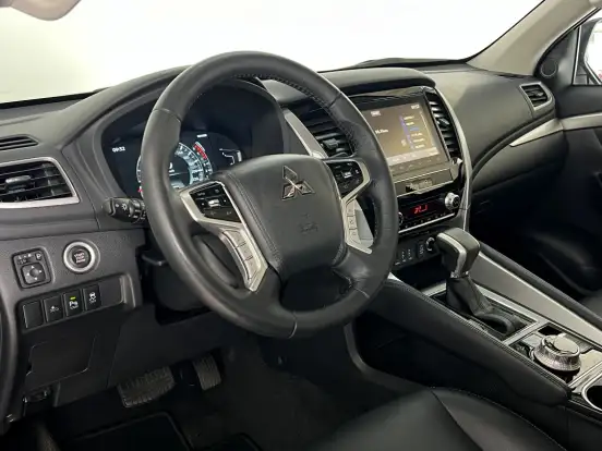 MITSUBISHI-PAJERO SPORT-2.4 16V MIVEC TURBO DIESEL HPE-S AWD AUTOMÁTICO MITSUBISHI-PAJERO SPORT-2022