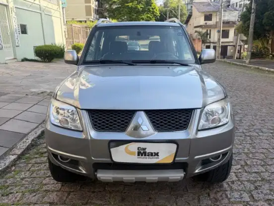 MITSUBISHI-PAJERO TR4-2013
