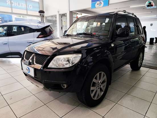MITSUBISHI-PAJERO TR4-2.0 4X2 16V 140CV FLEX 4P AUTOMÁTICO MITSUBISHI-PAJERO TR4-2012