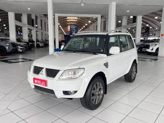 MITSUBISHI PAJERO TR4 2.0 4X2 16V 140CV FLEX 4P AUTOMÁTICO