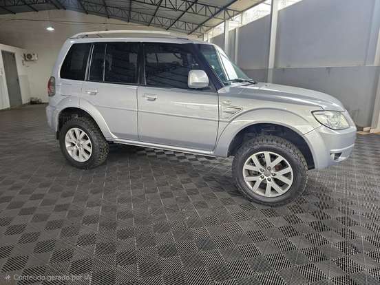 MITSUBISHI-PAJERO TR4-2010