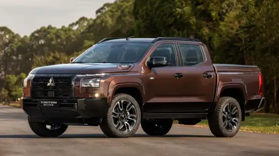 MITSUBISHI-TRITON-2026