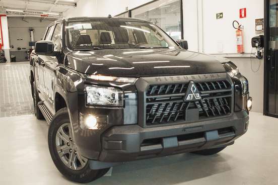 MITSUBISHI-TRITON-2026
