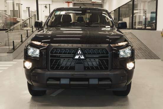 MITSUBISHI-TRITON-2.4 BITURBO DIESEL CD GLS 4X4 AUTOMÁTICO MITSUBISHI-TRITON-2026