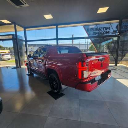 MITSUBISHI-TRITON-2.4 BITURBO DIESEL CD KATANA 4X4 AUTOMÁTICO MITSUBISHI-TRITON-2025