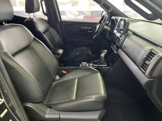 MITSUBISHI-TRITON-2025