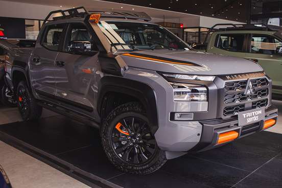 MITSUBISHI-TRITON-2026