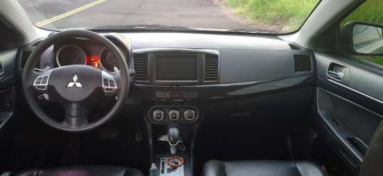 MITSUBISHI-LANCER-2011