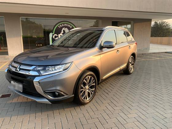 MITSUBISHI OUTLANDER 2.0 COMFORT 16V GASOLINA 4P AUTOMÁTICO