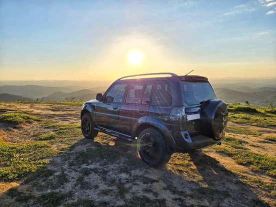 MITSUBISHI-PAJERO-2011