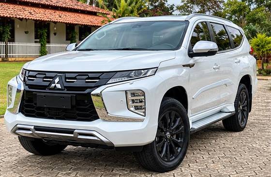 MITSUBISHI PAJERO SPORT 2.4 16V MIVEC TURBO DIESEL LEGEND AWD AUTOMÁTICO