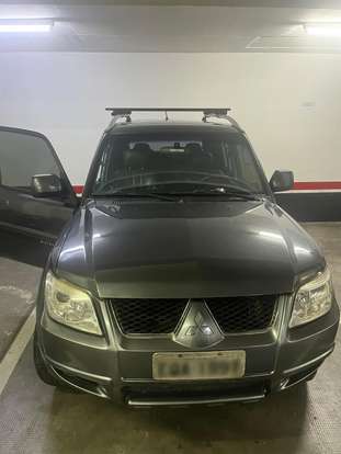 MITSUBISHI-PAJERO TR4-2013