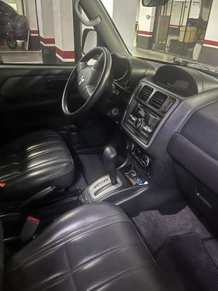 MITSUBISHI-PAJERO TR4-2013
