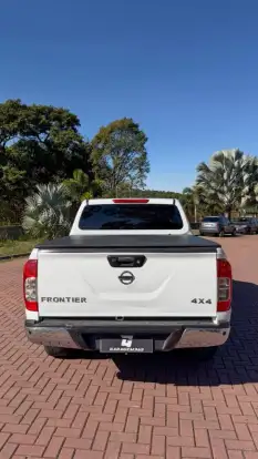 NISSAN-FRONTIER-2018