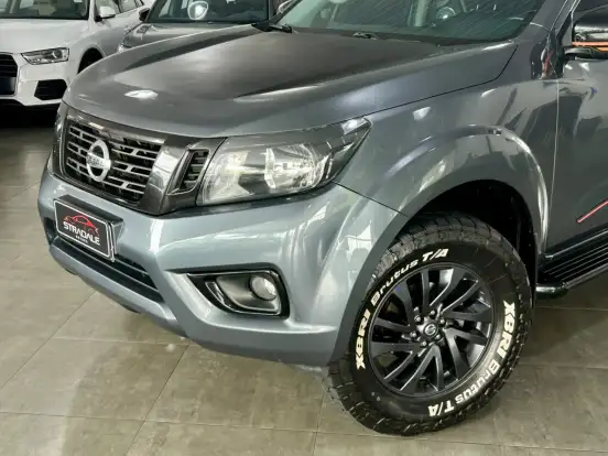 NISSAN-FRONTIER-2021