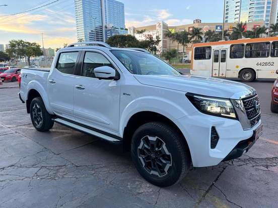 NISSAN-FRONTIER-2024