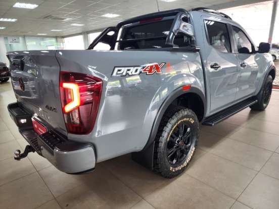 NISSAN-FRONTIER-2023