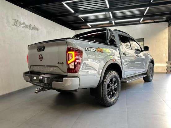 NISSAN-FRONTIER-2.3 16V TURBO DIESEL PRO4X CD 4X4 AUTOMÁTICO NISSAN-FRONTIER-2023
