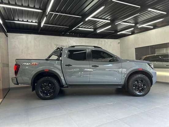 NISSAN-FRONTIER-2.3 16V TURBO DIESEL PRO4X CD 4X4 AUTOMÁTICO NISSAN-FRONTIER-2023