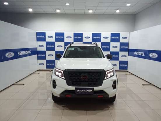 NISSAN-FRONTIER-2023