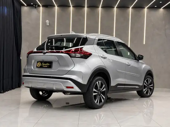 NISSAN-KICKS-2023