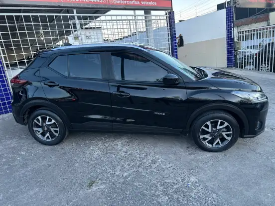 NISSAN-KICKS-2022