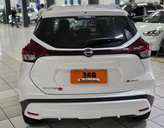 NISSAN-KICKS-2023