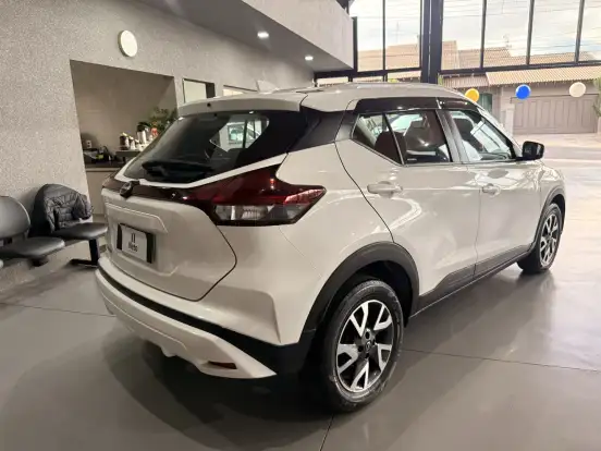 NISSAN-KICKS-2024