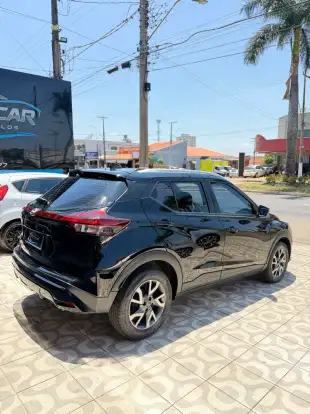 NISSAN-KICKS-2023