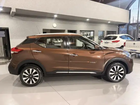 NISSAN-KICKS-2017