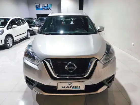 NISSAN-KICKS-2020