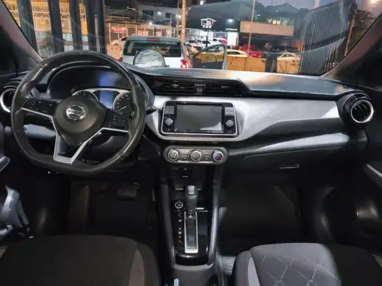 NISSAN-KICKS-2020