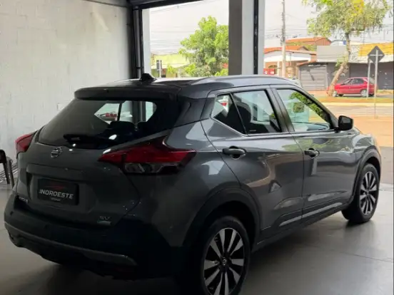 NISSAN-KICKS-1.6 16V FLEXSTART SV 4P XTRONIC NISSAN-KICKS-2017