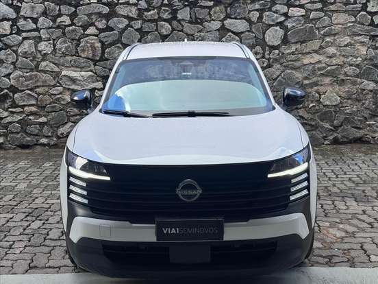 NISSAN-KICKS-2025