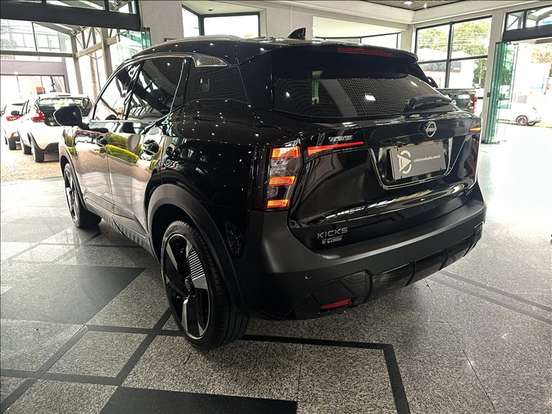 NISSAN-KICKS-2025