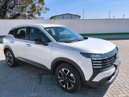 NISSAN-KICKS-2025