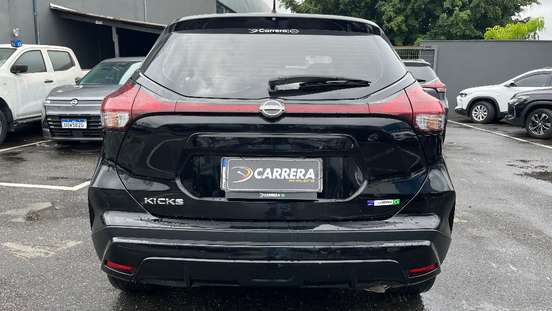 NISSAN-KICKS-2022