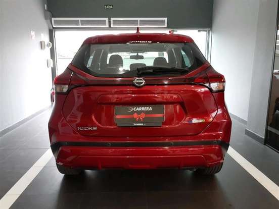 NISSAN-KICKS-2022