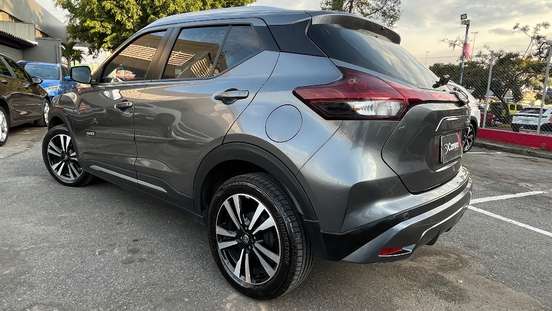 NISSAN-KICKS-2023