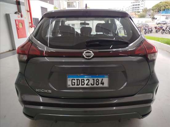NISSAN-KICKS-2021
